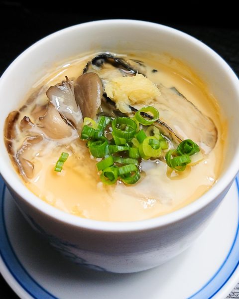 カキと舞茸の茶碗蒸し