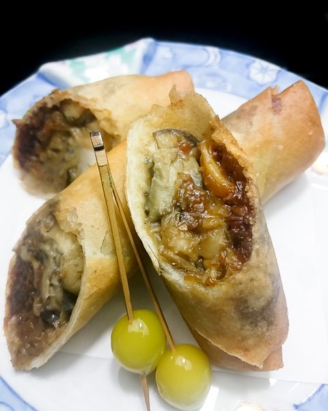 牡蠣と茸の春巻き