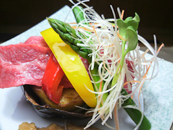 牛ロースと夏野菜の重ね焼き