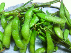 枝の枝豆